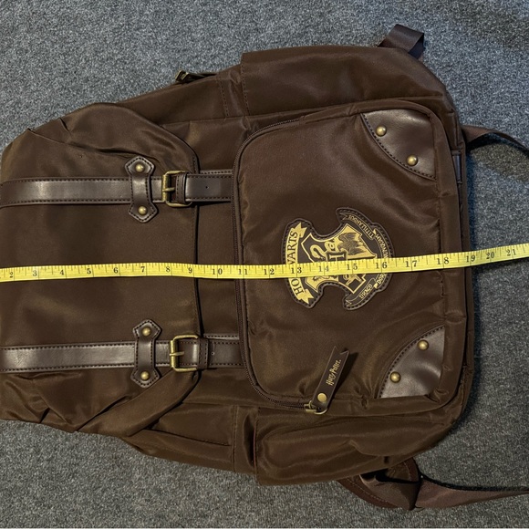 RARE Harry Potter Hogwarts Backpack with Detachable Cross Body Bag Imaginarium - Picture 10 of 11